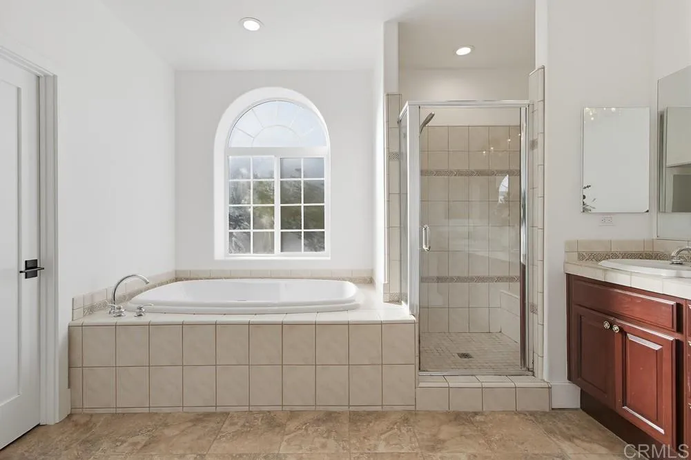 https://cdn.realtyfeed.com/cdn/127/306598571/91847833bba3c7c3ac064c296233e6c1.webp