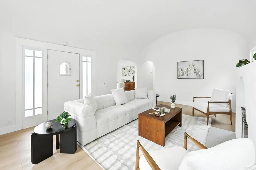 https://cdn.realtyfeed.com/cdn/127/306598599/360f8cf5357cb54282a20d866c6226f6.webp