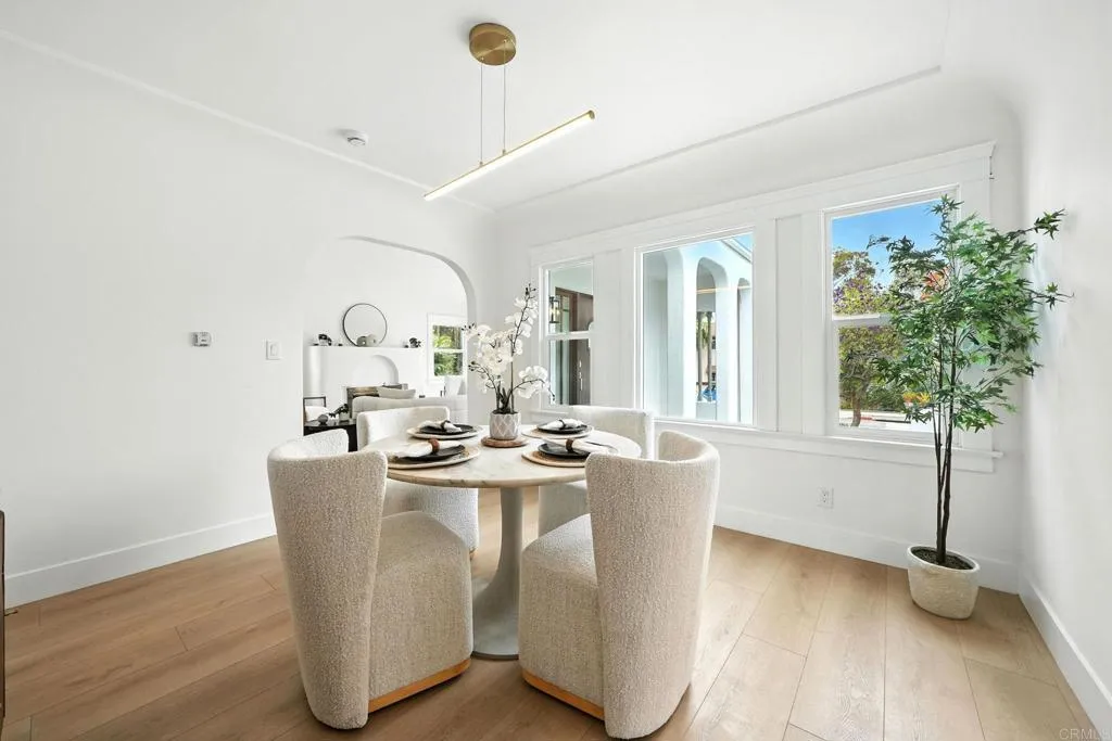 https://cdn.realtyfeed.com/cdn/127/306598599/404c477978c469bd0c522bfe1b385326.webp
