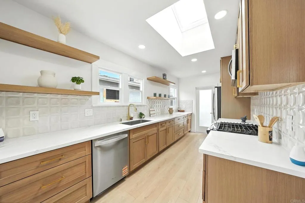 https://cdn.realtyfeed.com/cdn/127/306598599/5a485b42d07d4aa01697815c7288d286.webp