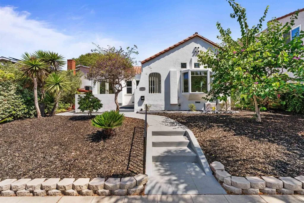https://cdn.realtyfeed.com/cdn/127/306598599/821395a01879f5b853ea53759c84b108.webp