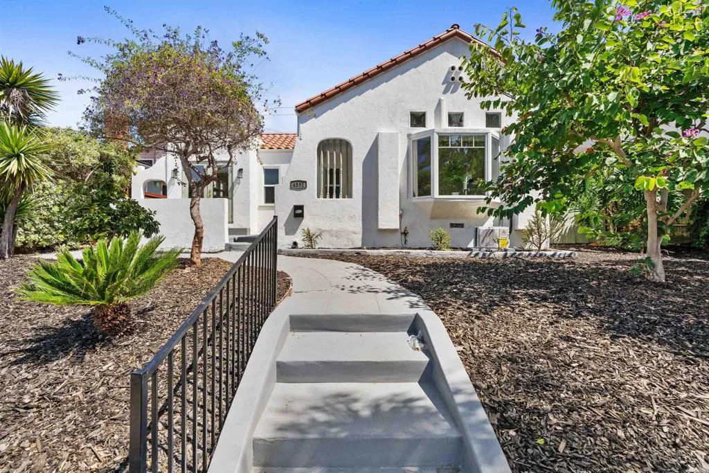 https://cdn.realtyfeed.com/cdn/127/306598599/9d14285d029938c3d4ee7b75c7653ad7.webp