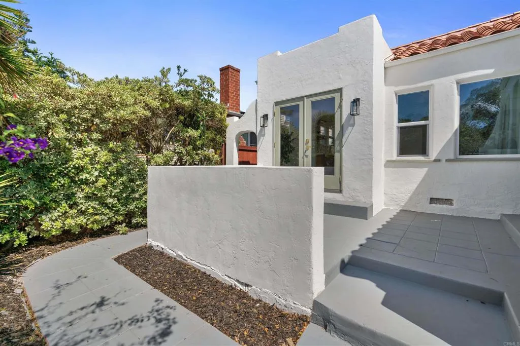 https://cdn.realtyfeed.com/cdn/127/306598599/eaad1257b443f963dbb9906705317f63.webp
