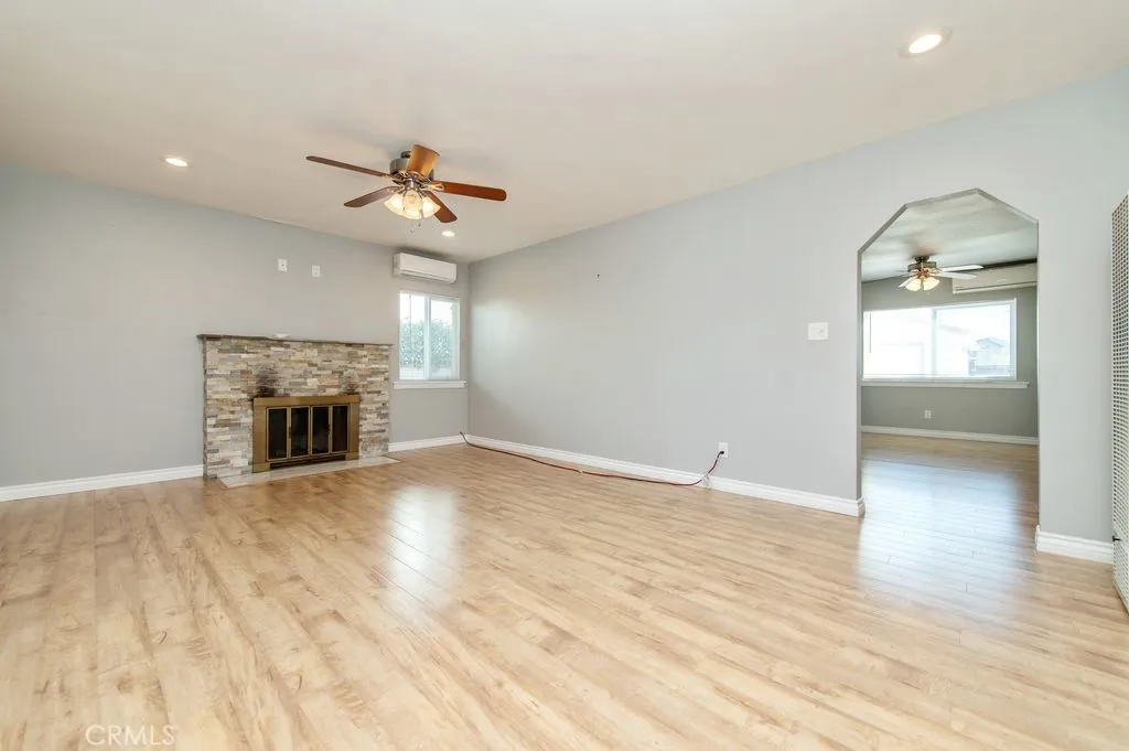 922 N 4th Avenue, Upland, CA 91786 - Photo 4 of 33, Upland, CA