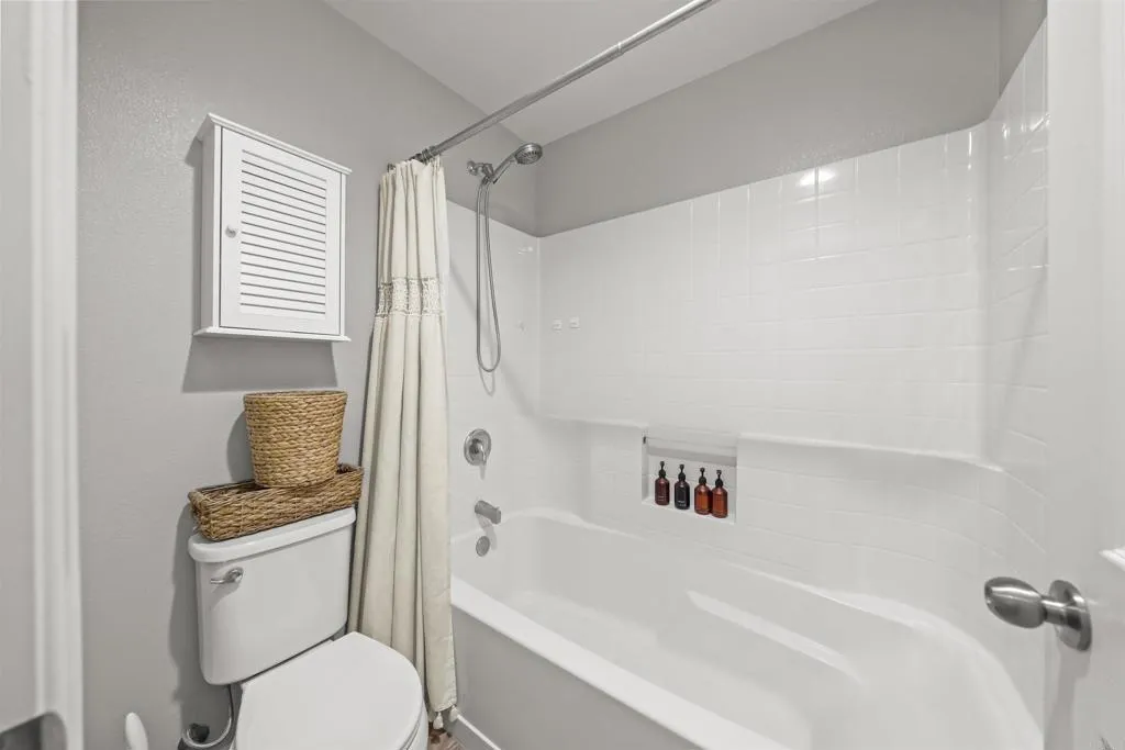 https://cdn.realtyfeed.com/cdn/127/306598788/3c018d81d8a439faf0a8e593ceb75e03.webp