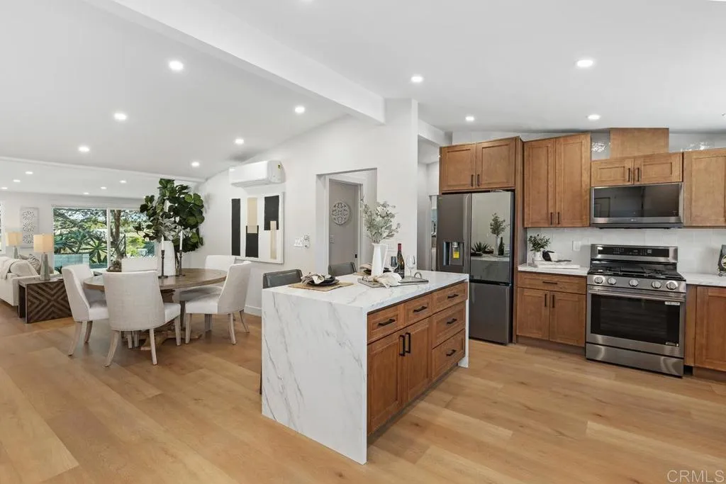 https://cdn.realtyfeed.com/cdn/127/306598813/510ddc87268397c1be96c74fac2ed273.webp