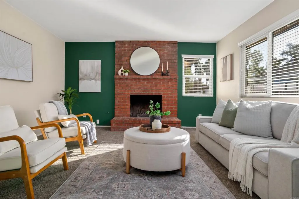 https://cdn.realtyfeed.com/cdn/127/306598815/c420a27a7c569ac0bf36fccd8f76a221.webp