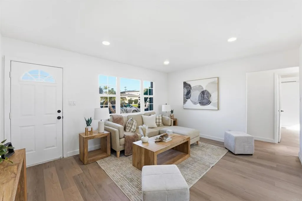 https://cdn.realtyfeed.com/cdn/127/306598878/057b1f0e8799d1ef591b784ef033841a.webp
