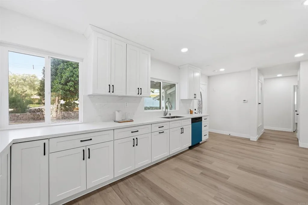 https://cdn.realtyfeed.com/cdn/127/306598890/5215280364dcc583b5fdac0933eb2fda.webp