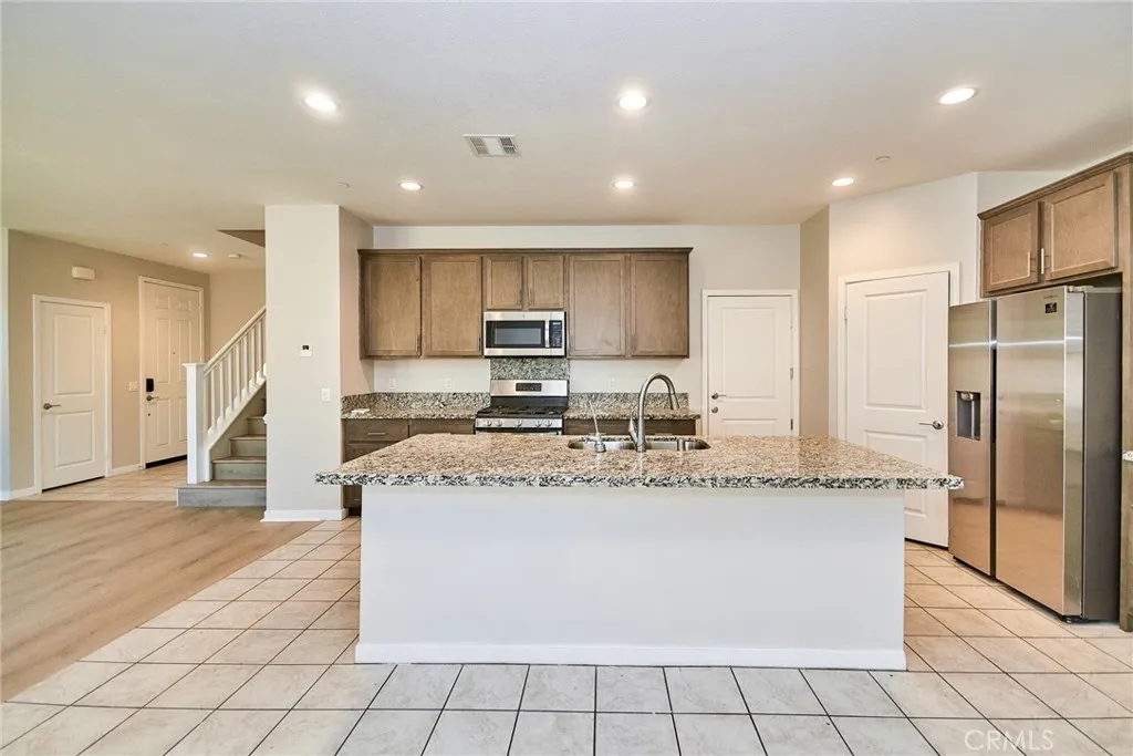 4806 S Apricot, Ontario, CA 91762 - Photo 4 of 18, Ontario, CA