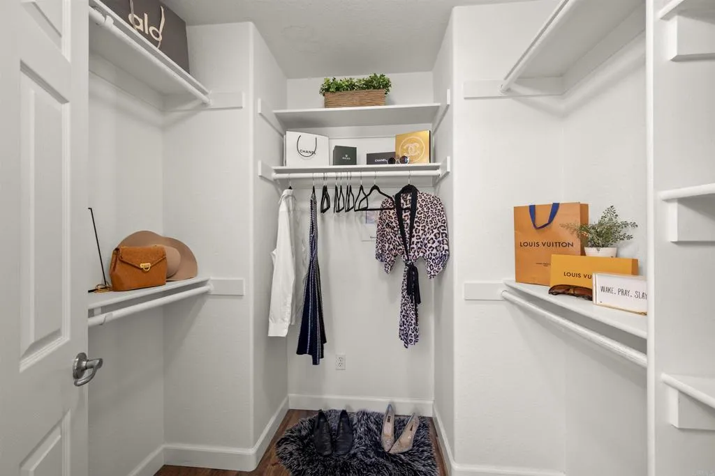 https://cdn.realtyfeed.com/cdn/127/306598947/17c7919fe4ca3688941cd22abe486930.webp