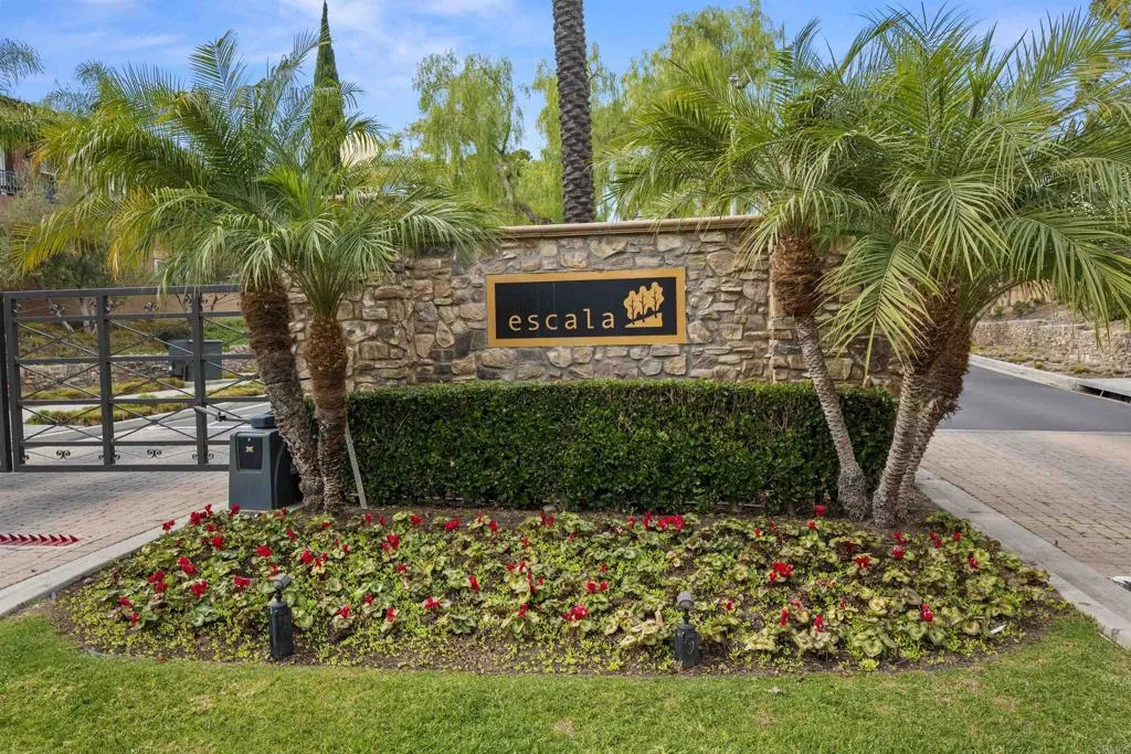 https://cdn.realtyfeed.com/cdn/127/306598947/31b605354ccf5c2f769b3a34851ffc7d.webp