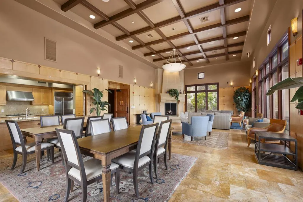https://cdn.realtyfeed.com/cdn/127/306598947/40c9816c5670f97a22553f40387fed19.webp