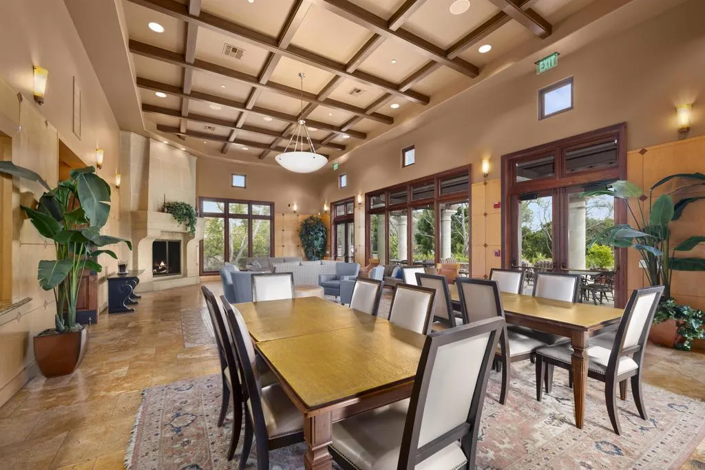https://cdn.realtyfeed.com/cdn/127/306598947/686ae6e76796e1224605a71c484c3722.webp