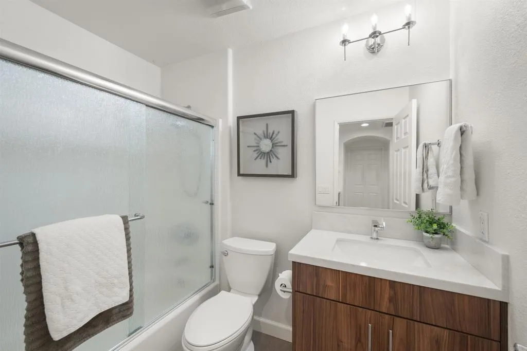 https://cdn.realtyfeed.com/cdn/127/306598947/dc5edf07b238b507eeeee9bfac5896fb.webp