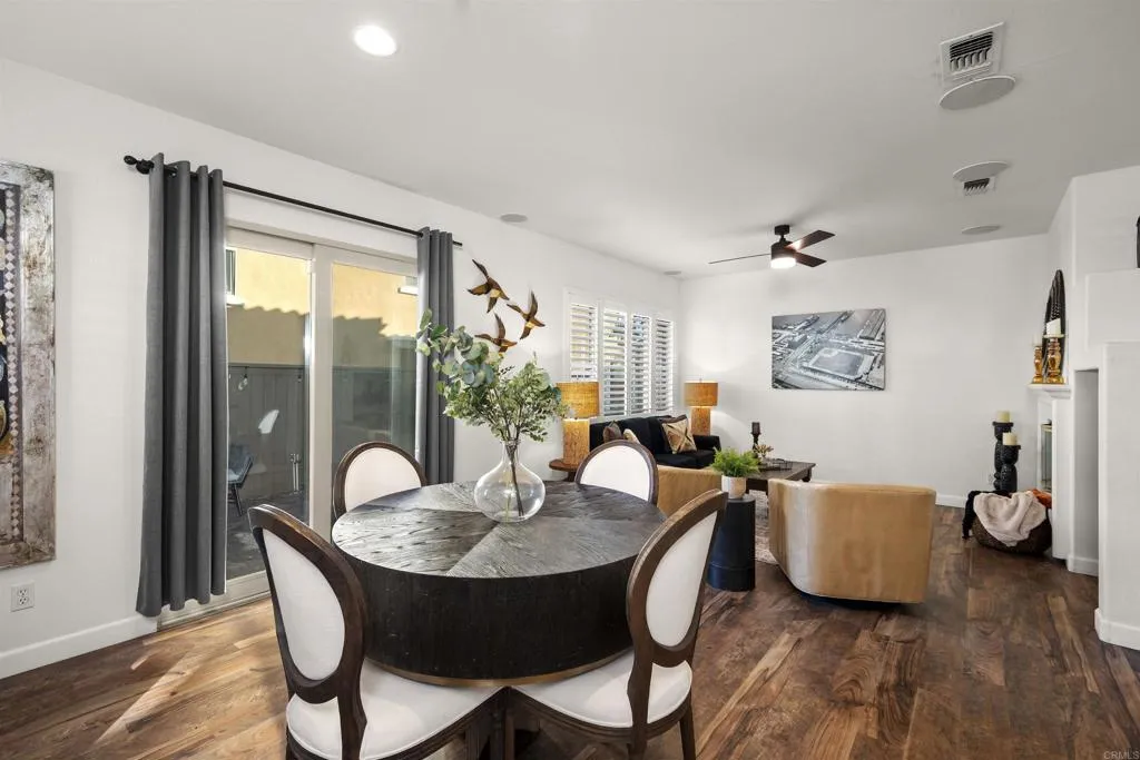 https://cdn.realtyfeed.com/cdn/127/306598947/e3b05d60010bbb807499aadf733c3d6e.webp