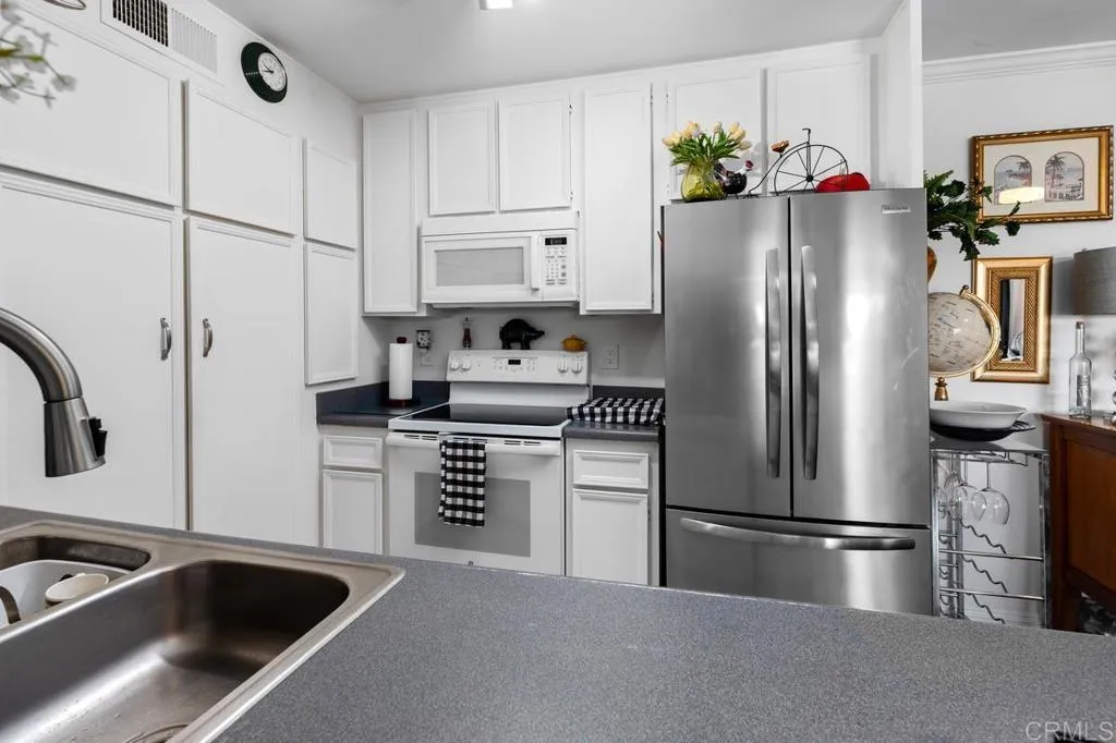 Photo #9: NDP2511252 Listing: Photo #9