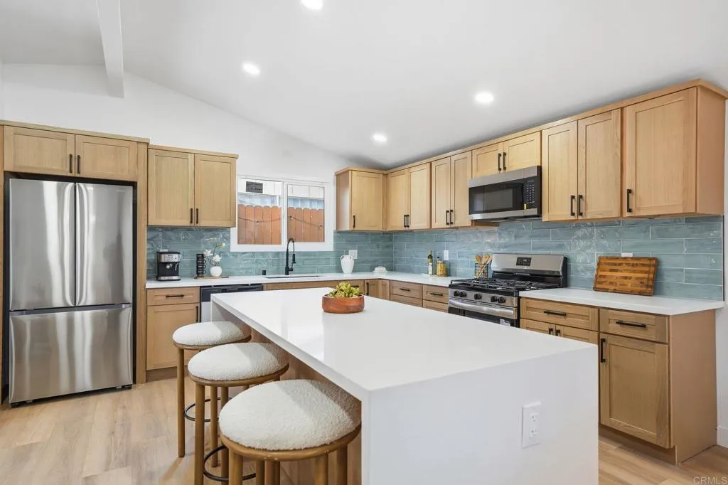 https://cdn.realtyfeed.com/cdn/127/306599068/22f32c795904dfda966ab516f160476a.webp