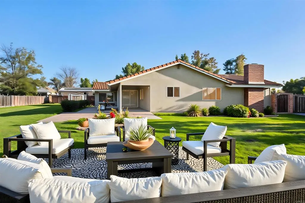 https://cdn.realtyfeed.com/cdn/127/306599070/482e0967461786f444e6bdef484a7195.webp