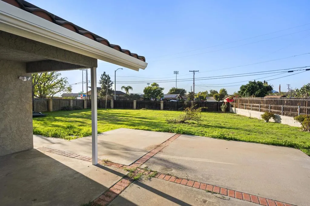 https://cdn.realtyfeed.com/cdn/127/306599070/9ae30355729b6ee7b3e854e068942426.webp