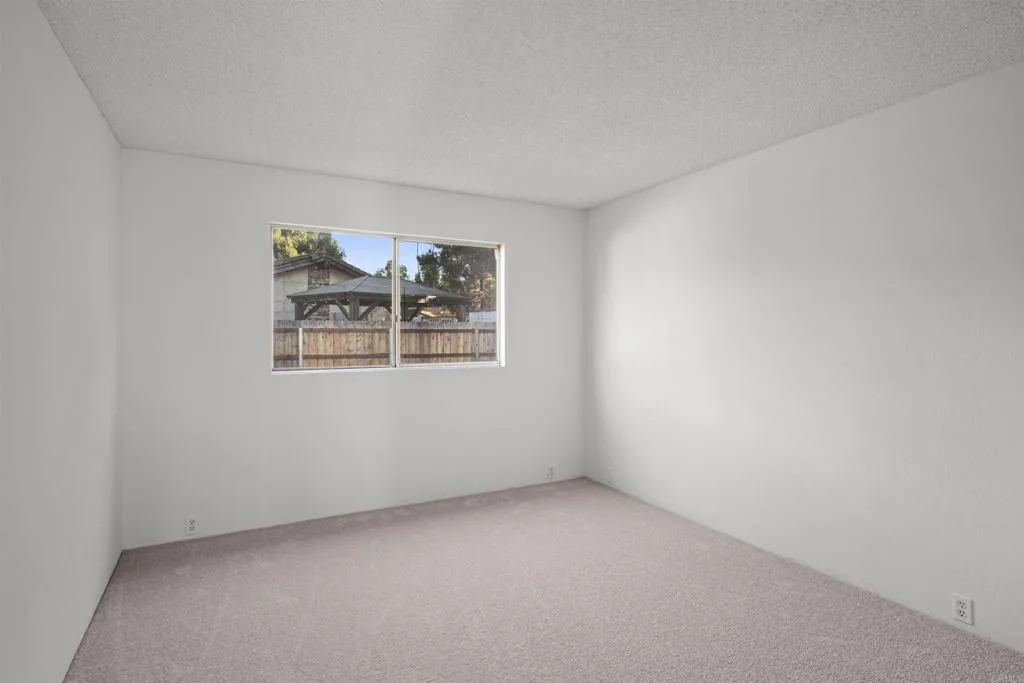 https://cdn.realtyfeed.com/cdn/127/306599070/e4f6df6f2659ac50e69f6d119f8b59f4.webp