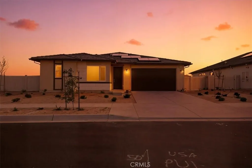 Lancaster, CA 93535