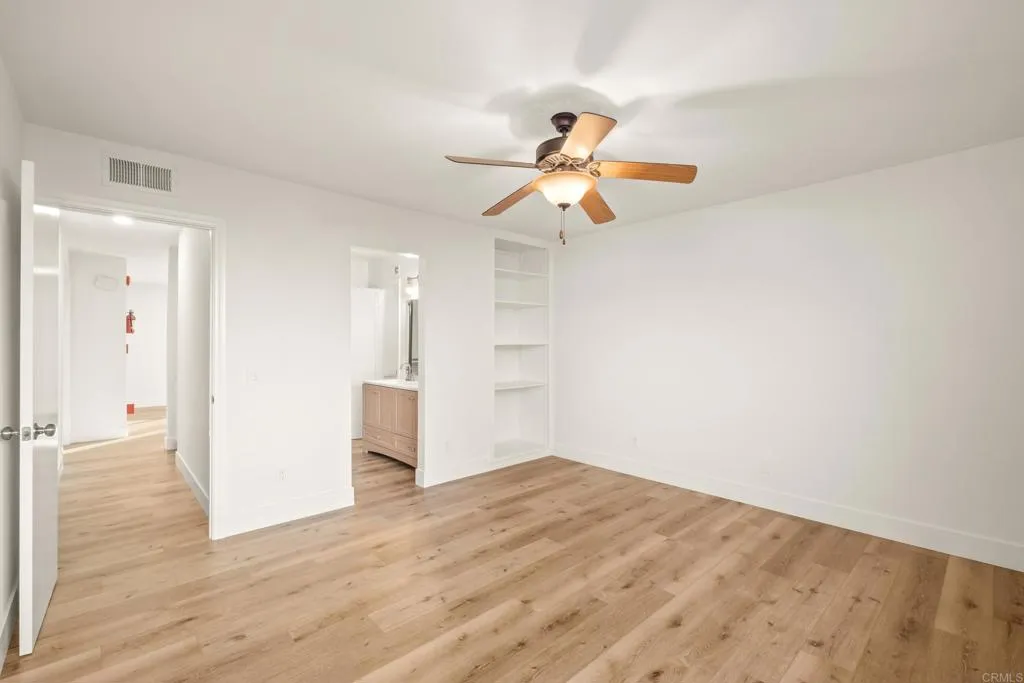 https://cdn.realtyfeed.com/cdn/127/306599143/37f0e3c6a5081db458f2a23334732818.webp