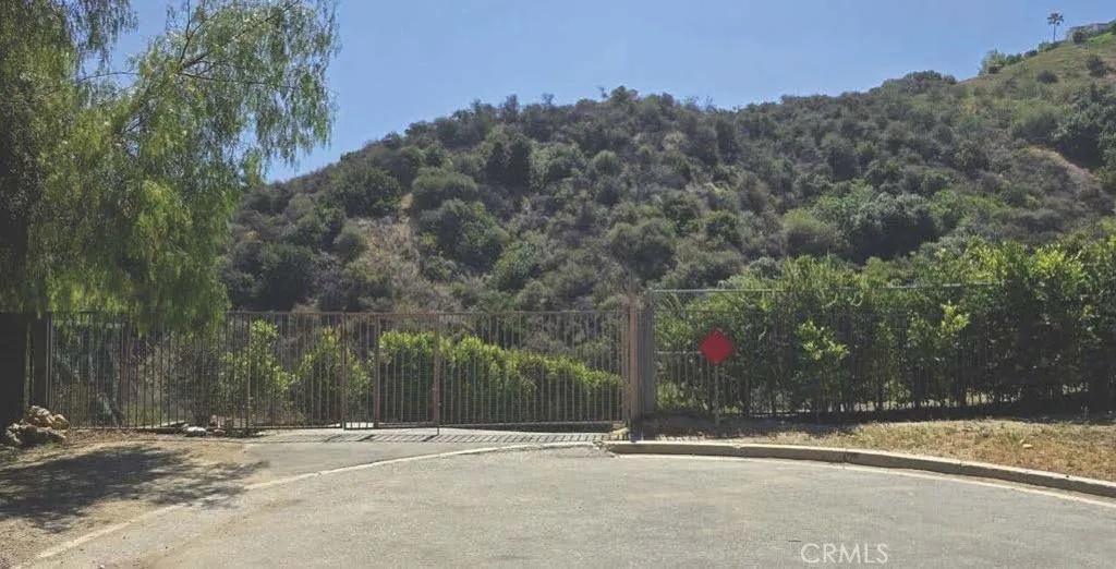 Woodland Hills, CA 91364