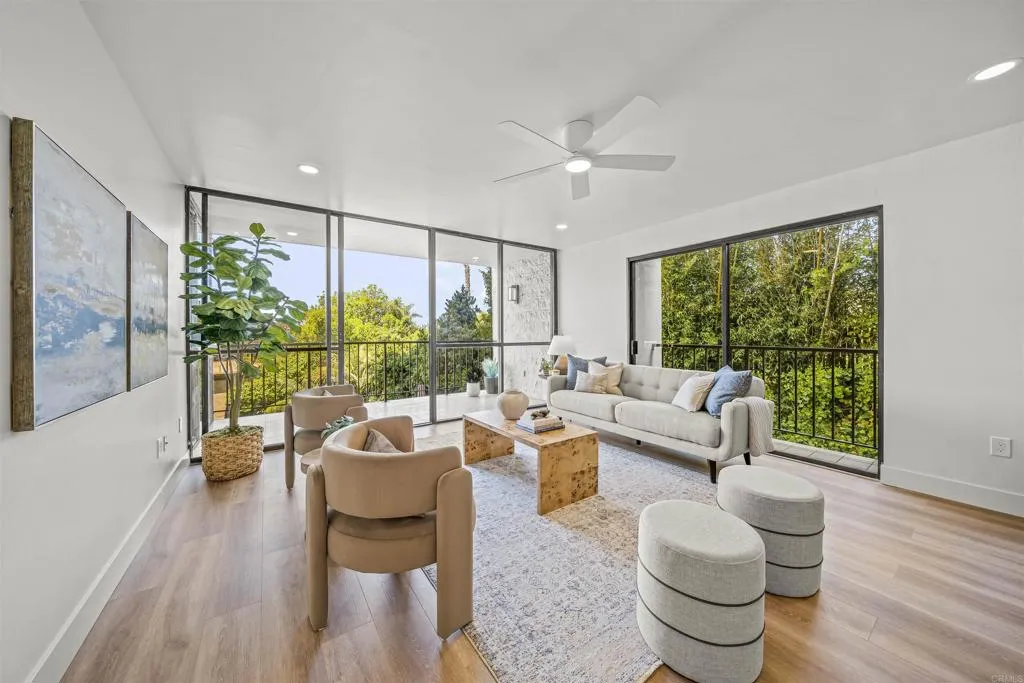 https://cdn.realtyfeed.com/cdn/127/306599227/bb9d5333ddb6f78c788022fcd9cce1e7.webp