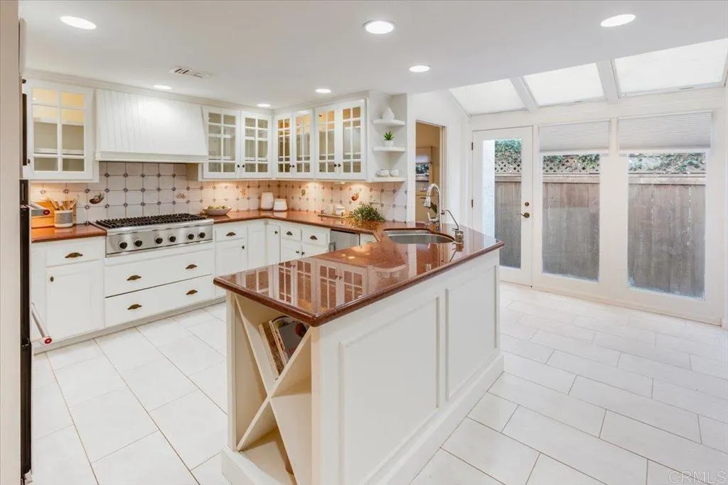 https://cdn.realtyfeed.com/cdn/127/306599242/152f773830de90a60238e4340f1f8477.webp