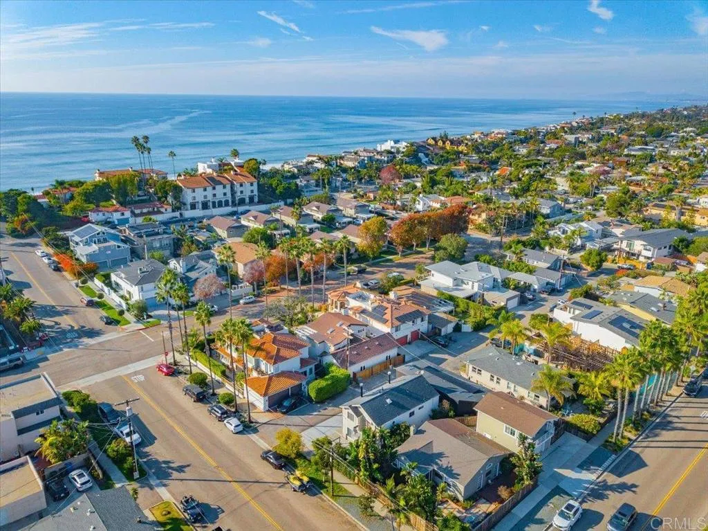 https://cdn.realtyfeed.com/cdn/127/306599242/843857d01099032aab7f8f836f6ea140.webp