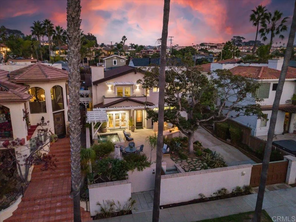 https://cdn.realtyfeed.com/cdn/127/306599242/baf7a4fe1242571c3474ada9834eafde.webp