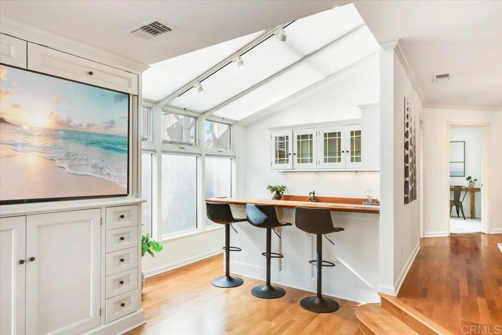 https://cdn.realtyfeed.com/cdn/127/306599242/cffea433ef775823a0c69bdbda1f0807.webp