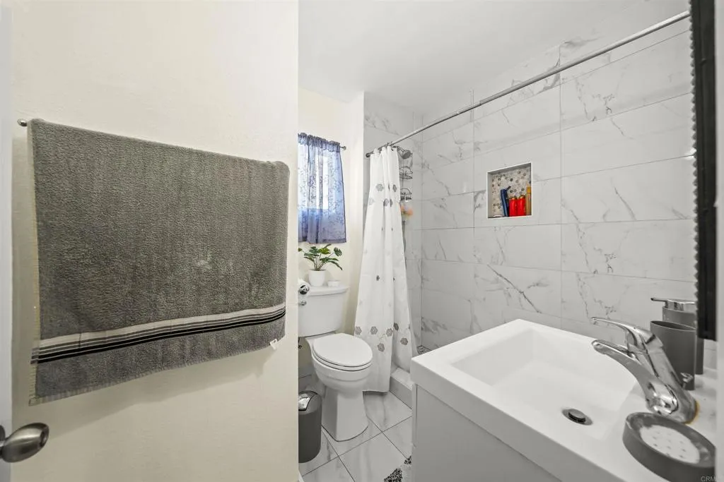 https://cdn.realtyfeed.com/cdn/127/306599270/36756bf1f45f89a90089f7178c632266.webp