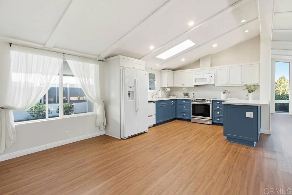 https://cdn.realtyfeed.com/cdn/127/306599308/35d073c0032e15eb4d8c823a94657518.webp