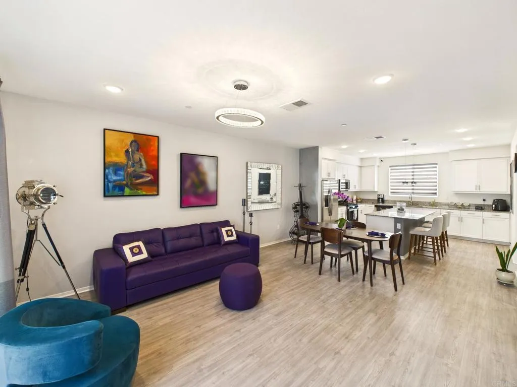 Photo #8: PTP2508982 Listing: Photo #8