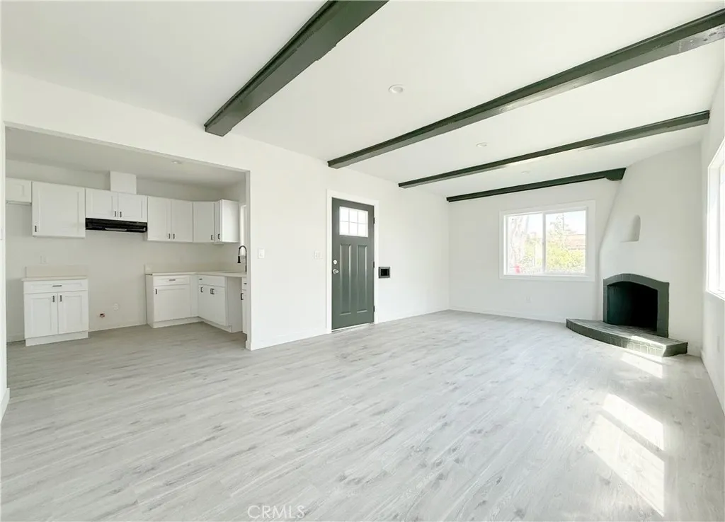405 S Bradfield Avenue, Compton, CA 90221 - Photo 4 of 20, Compton, CA