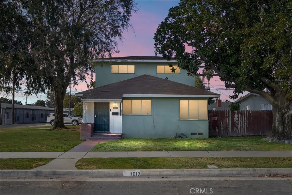 1017 Paloma St, Bakersfield, CA 93304 - Main photo, Bakersfield, CA