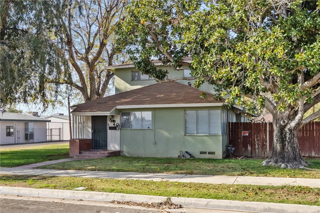 1017 Paloma St, Bakersfield, CA 93304 - Photo 2 of 6, Bakersfield, CA