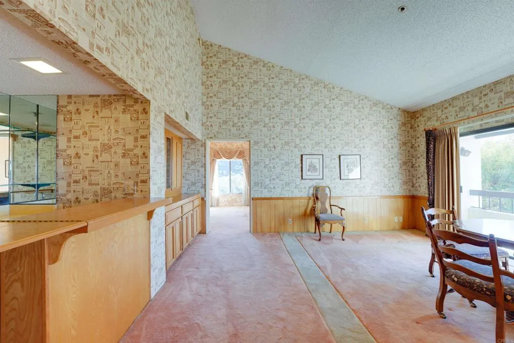 https://cdn.realtyfeed.com/cdn/127/306599630/b490472a1f6890aa4671265063870e7b.webp