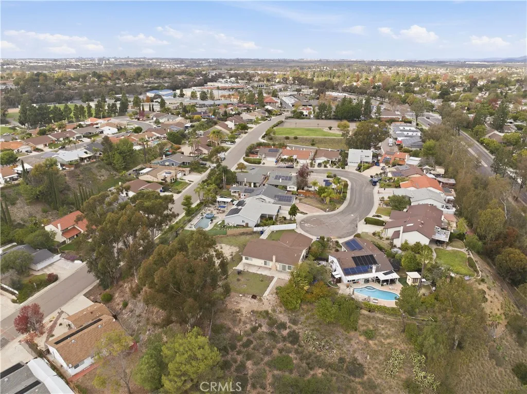 https://cdn.realtyfeed.com/cdn/127/306599753/3d1162e280e7e8d4772a149cf5ec4300.webp