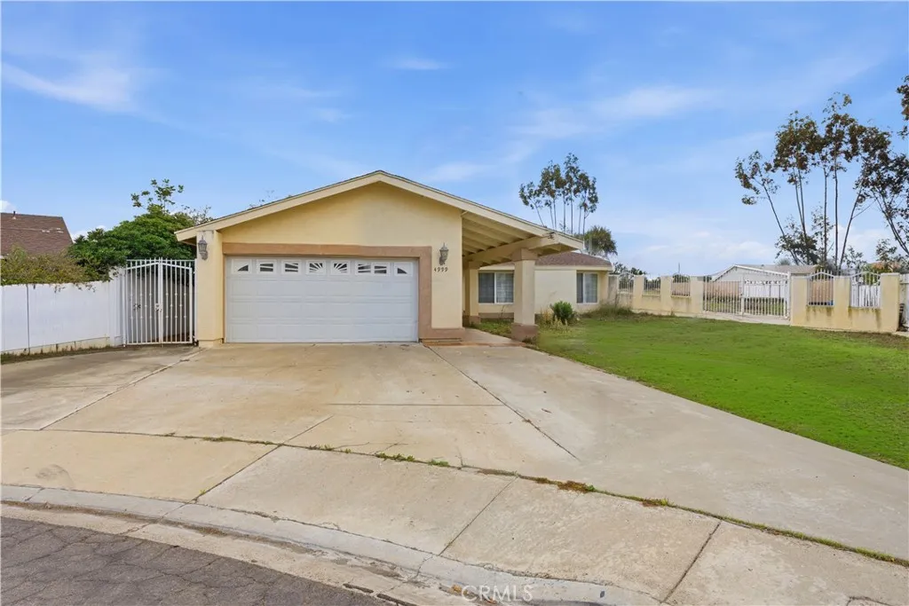 JUST SOLD by Mission Realty Group