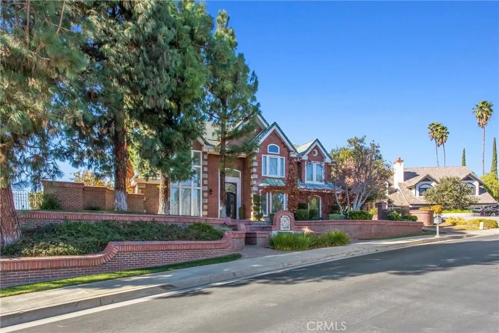 Redlands, CA 92373