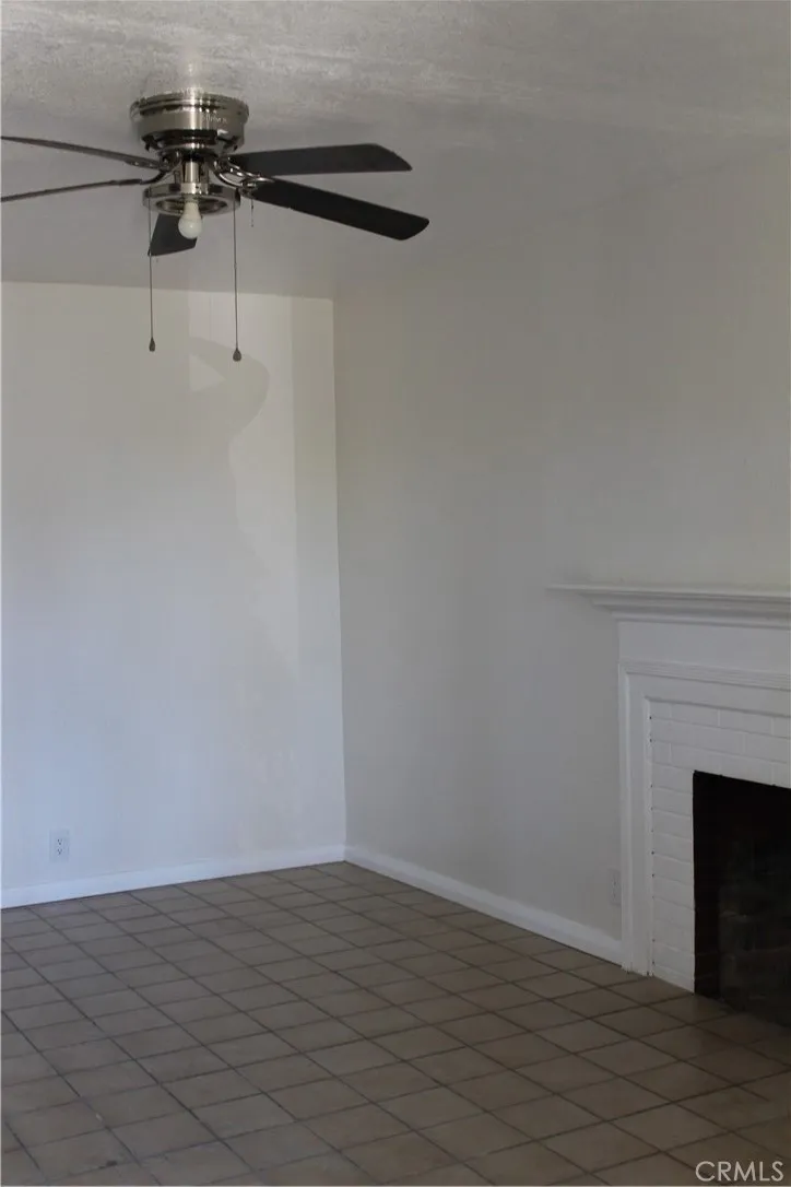 11500 Glenoaks, Pacoima, CA 91331 - Photo 2 of 21, Pacoima, CA