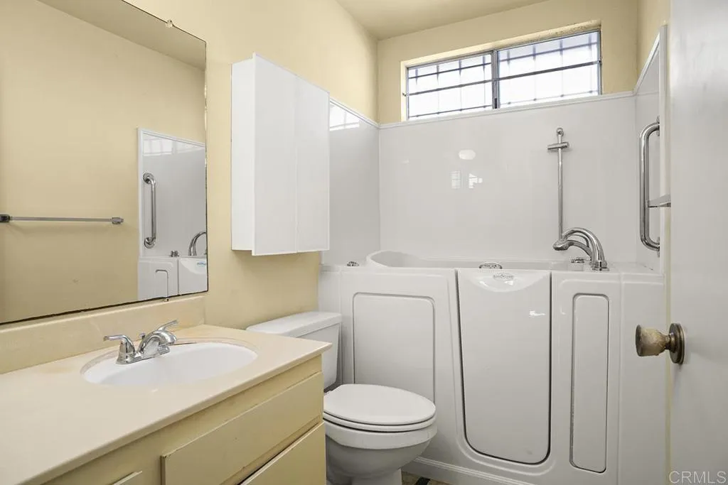 Photo #11: NDP2511296 Listing: Photo #11