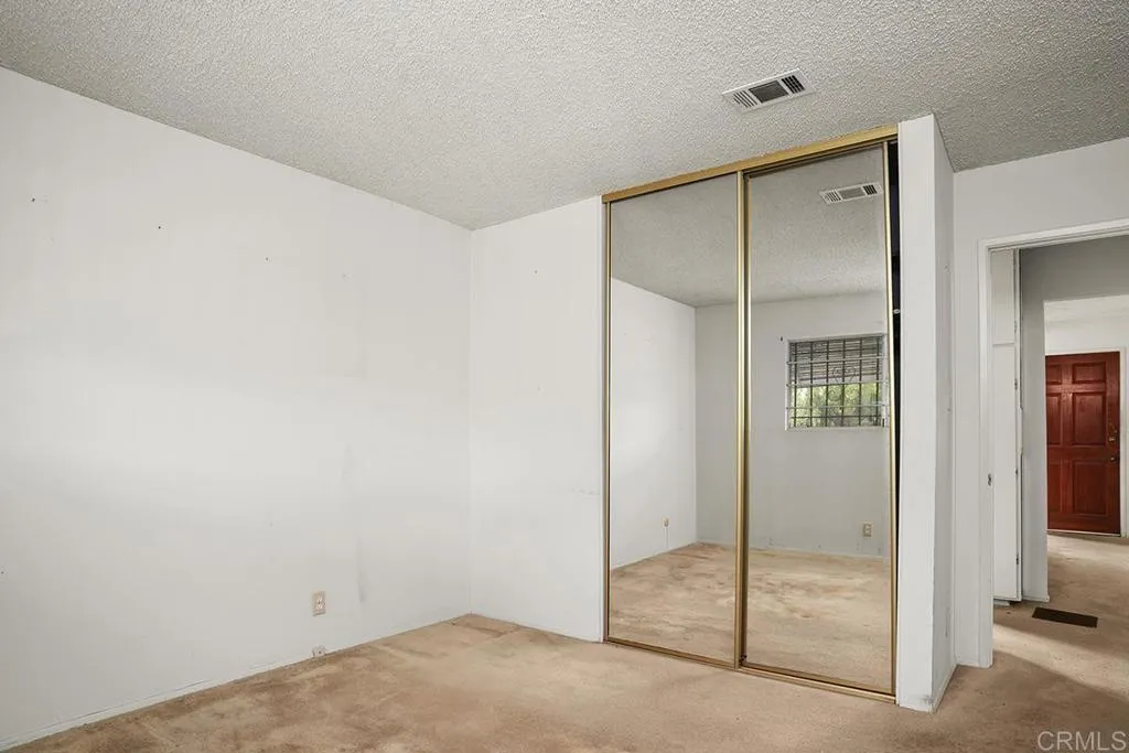 Photo #16: NDP2511296 Listing: Photo #16