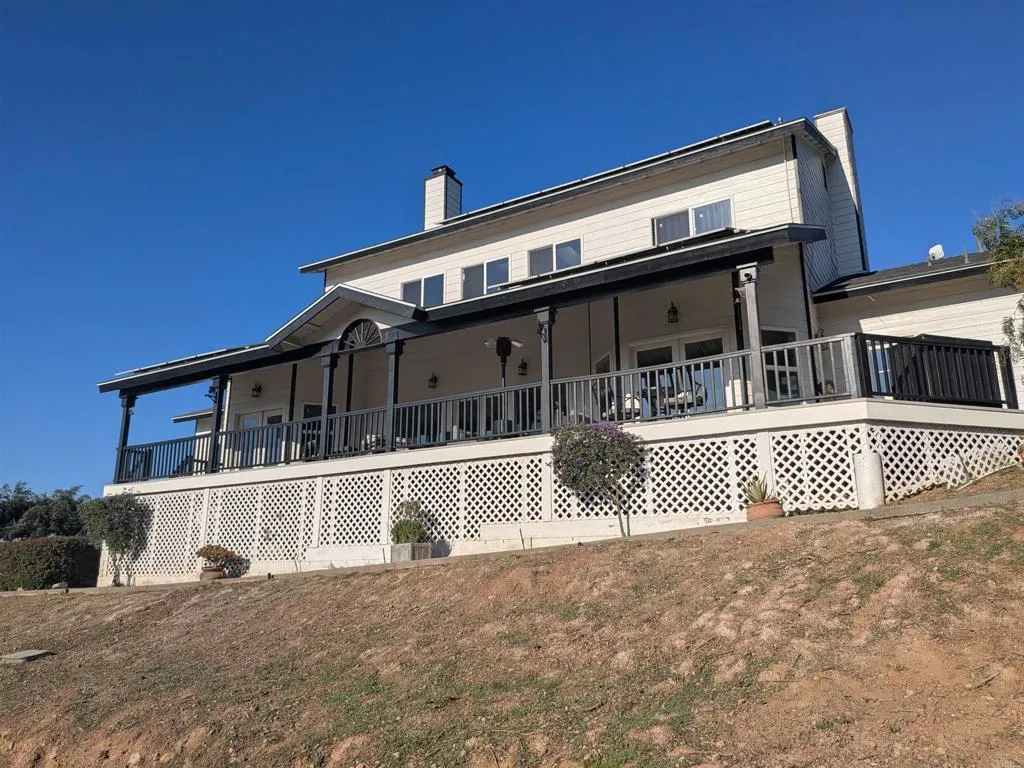 https://cdn.realtyfeed.com/cdn/127/306599935/28113d6cbde9583da61402f6f65eaf4e.webp
