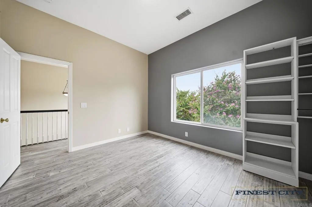 https://cdn.realtyfeed.com/cdn/127/306599935/57e5b16dc6ae5bc1ca913b15fb1a9f42.webp