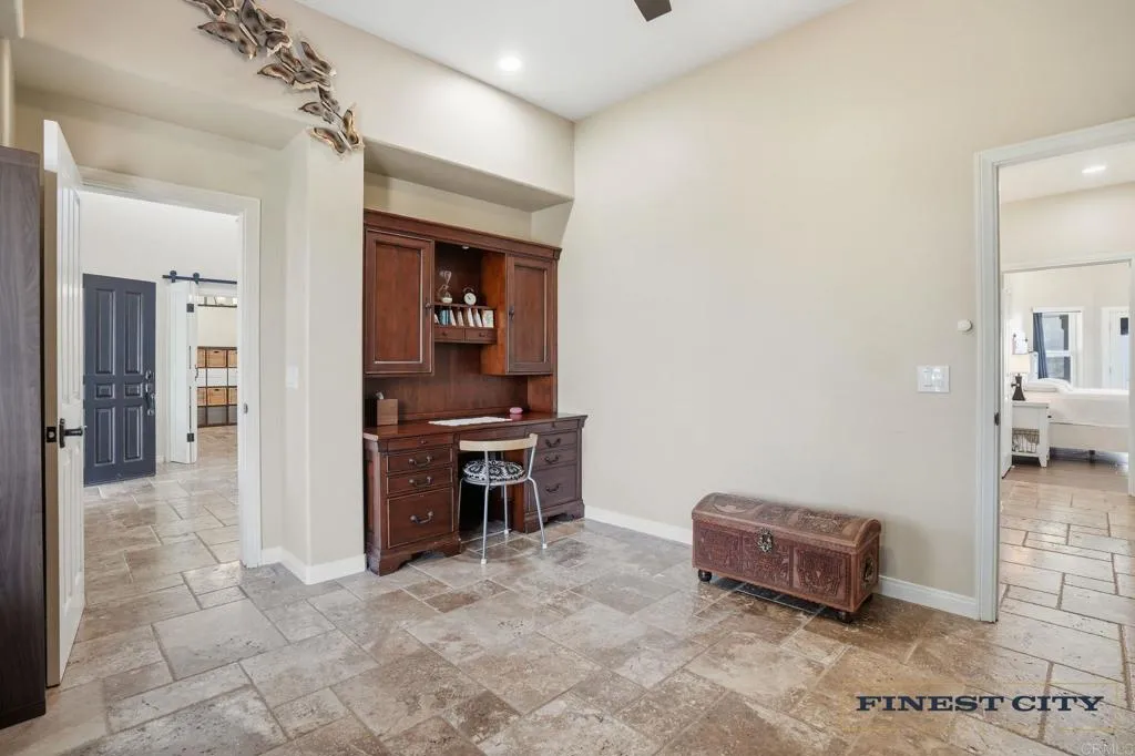 https://cdn.realtyfeed.com/cdn/127/306599935/625f721d16398e9d66aab2adde7dbb71.webp