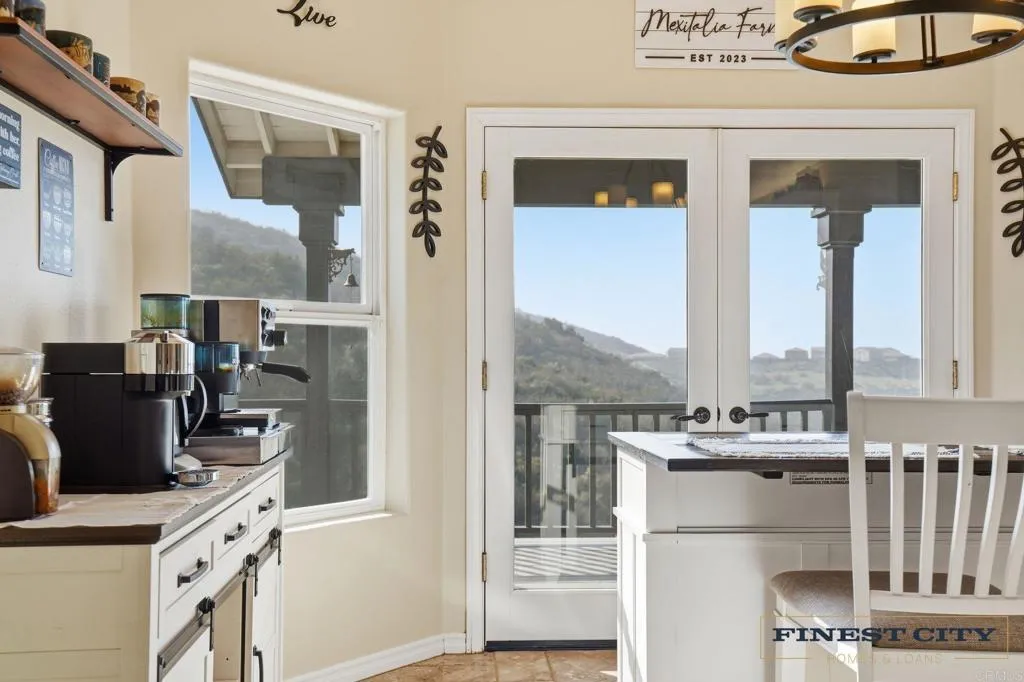 https://cdn.realtyfeed.com/cdn/127/306599935/de477b18b98ea1c2b58005d4f1596c02.webp